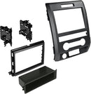 AI/FMK526 | Autoestéreo de un DIN o doble DIN en modelos selectos de Ford F-150 2009-2014 (negro azabache)