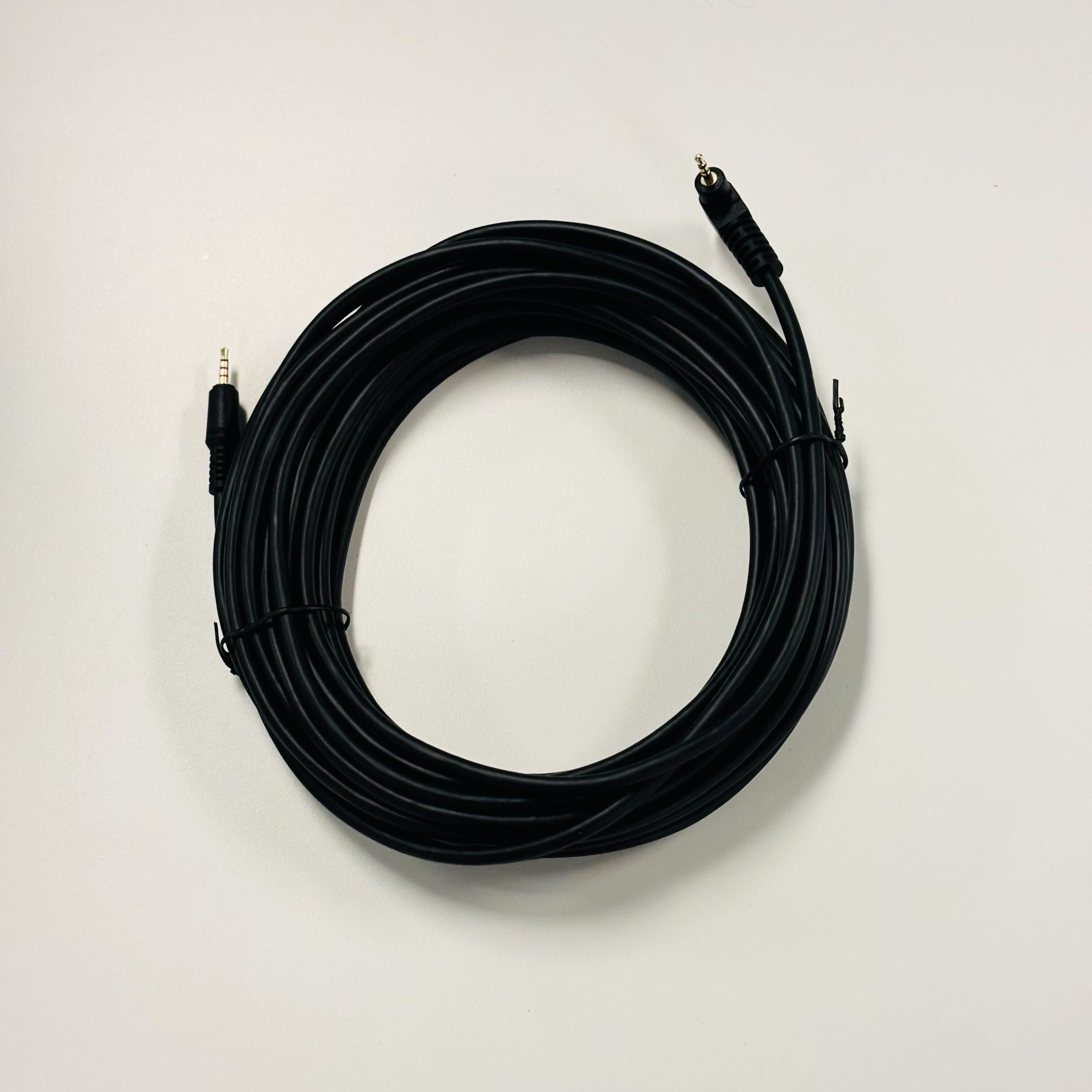 Arnés de cámara trasera Firstech Momento M6/M7/M8/XC (9,75 metros)