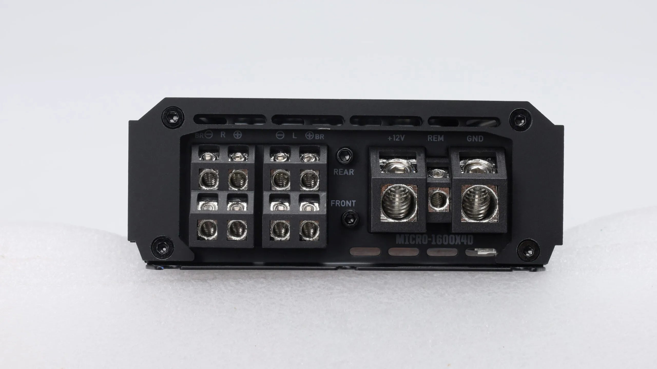 Nemesis MICRO-1600X4D | Amplificador Clase D de 4 canales de 1600 W máx./ 800 W RMS